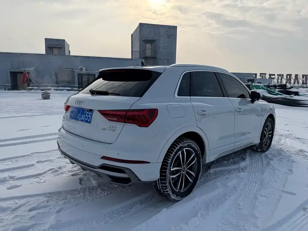 Audi Q3 2021 из CN, фото 8