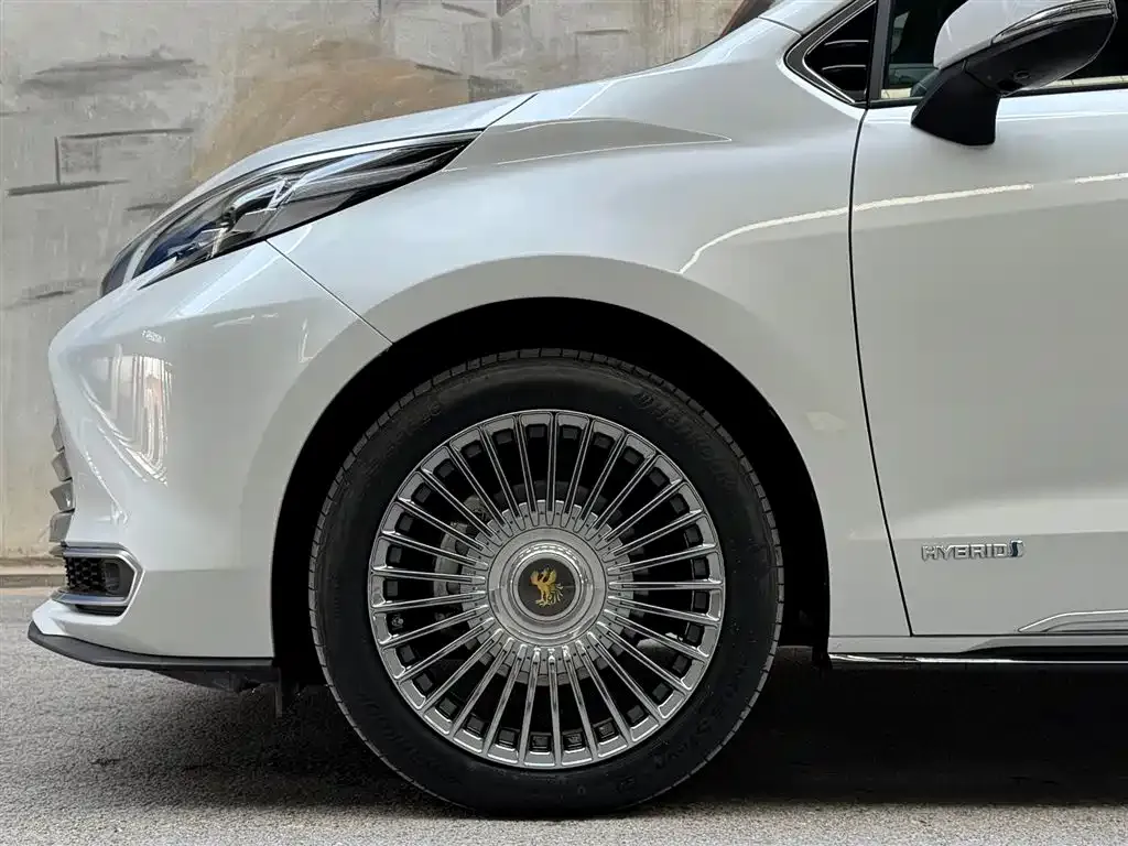 Toyota Sienna 2023 из CN, фото 3