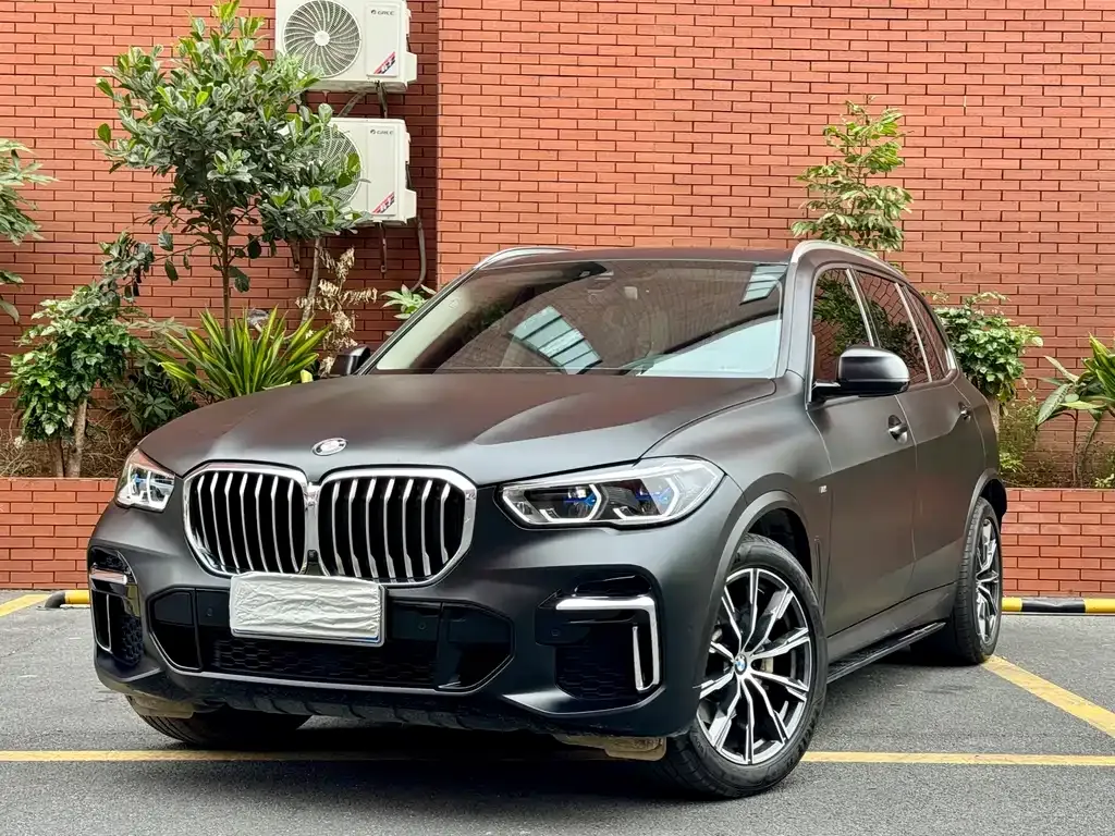 BMW X5 — фото 1