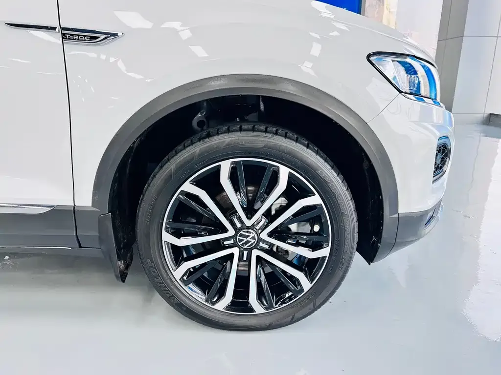 Volkswagen T-Roc 2023 из CN, фото 4