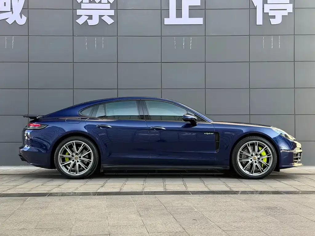 Porsche Panamera Hybrid — фото 4