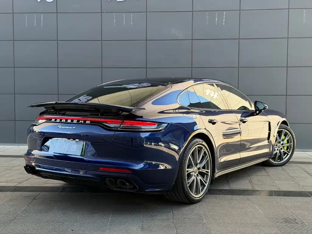 Porsche Panamera Hybrid — фото 3