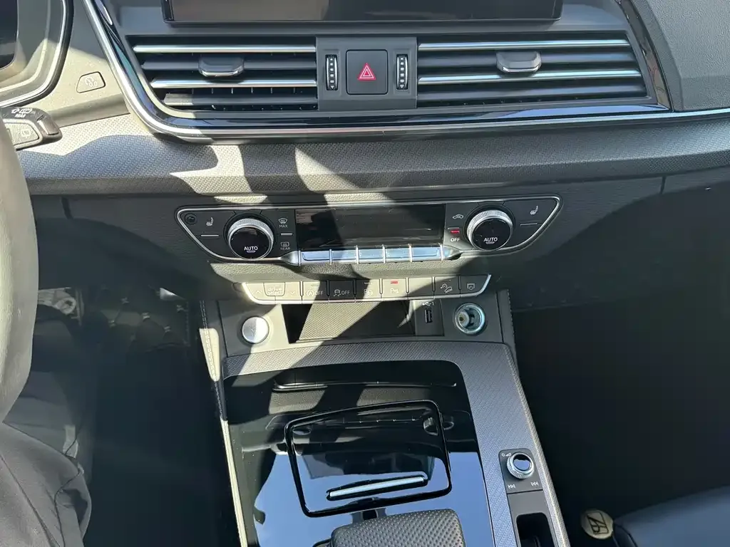 Audi Q5L 2025 из CN, фото 10