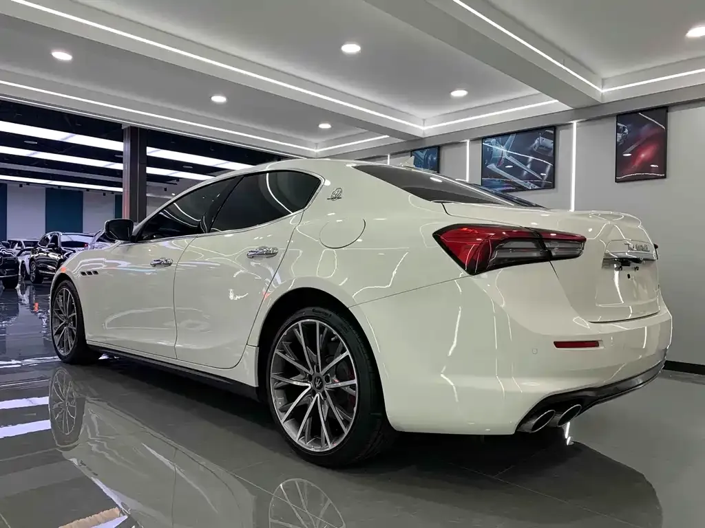 Maserati Ghibli 2021 из CN, фото 6