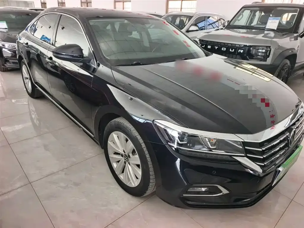 Volkswagen Passat — фото 10