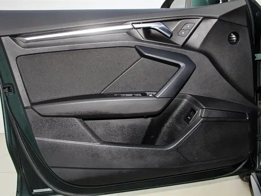 Audi A3 2022 из CN, фото 10
