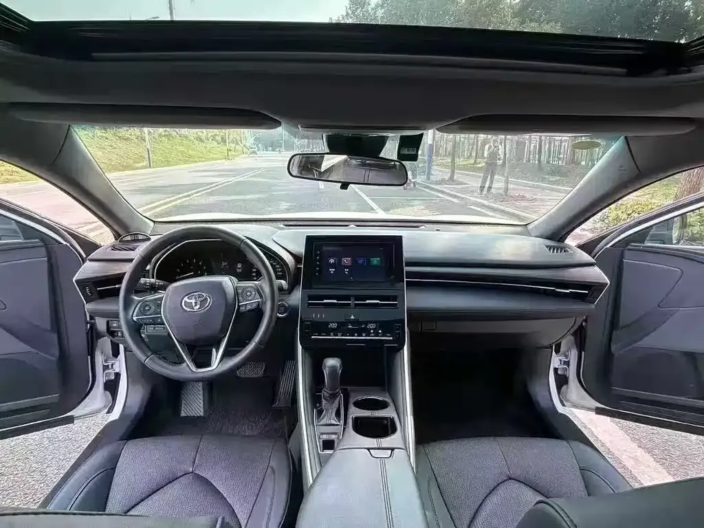 Toyota Avalon 2023 из CN, фото 2