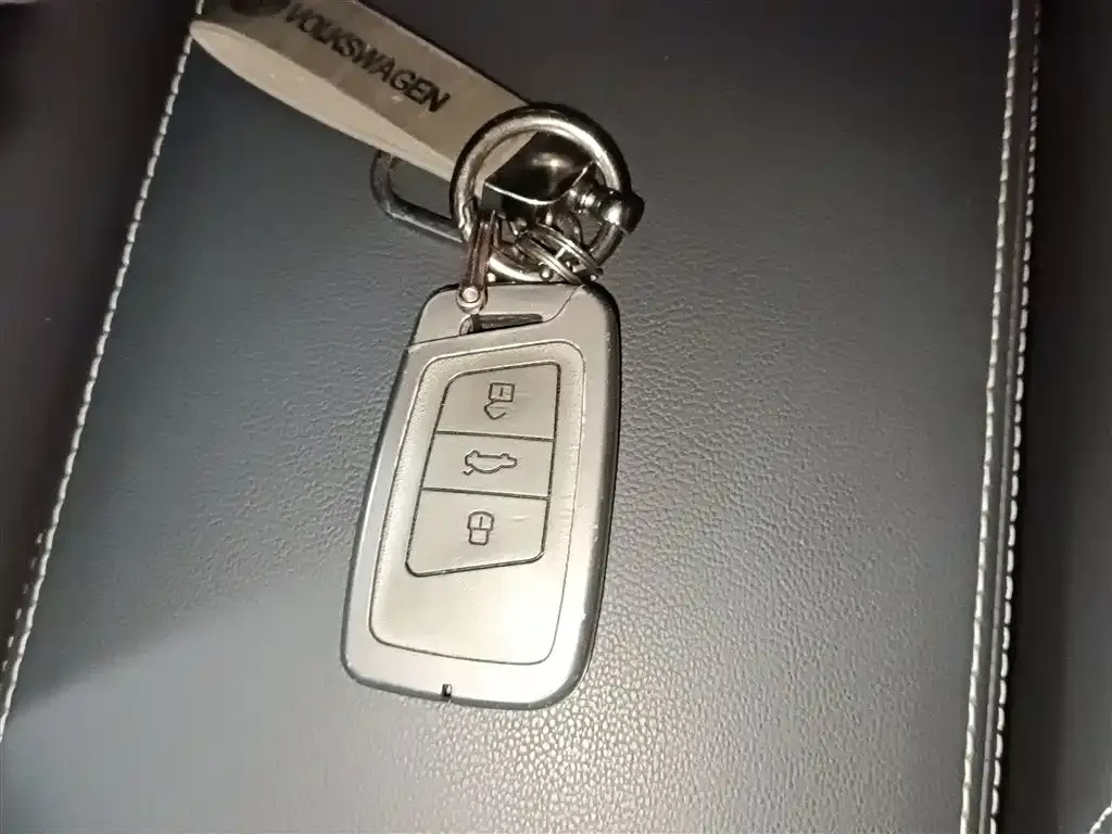 Volkswagen Passat 2024 из CN, фото 7