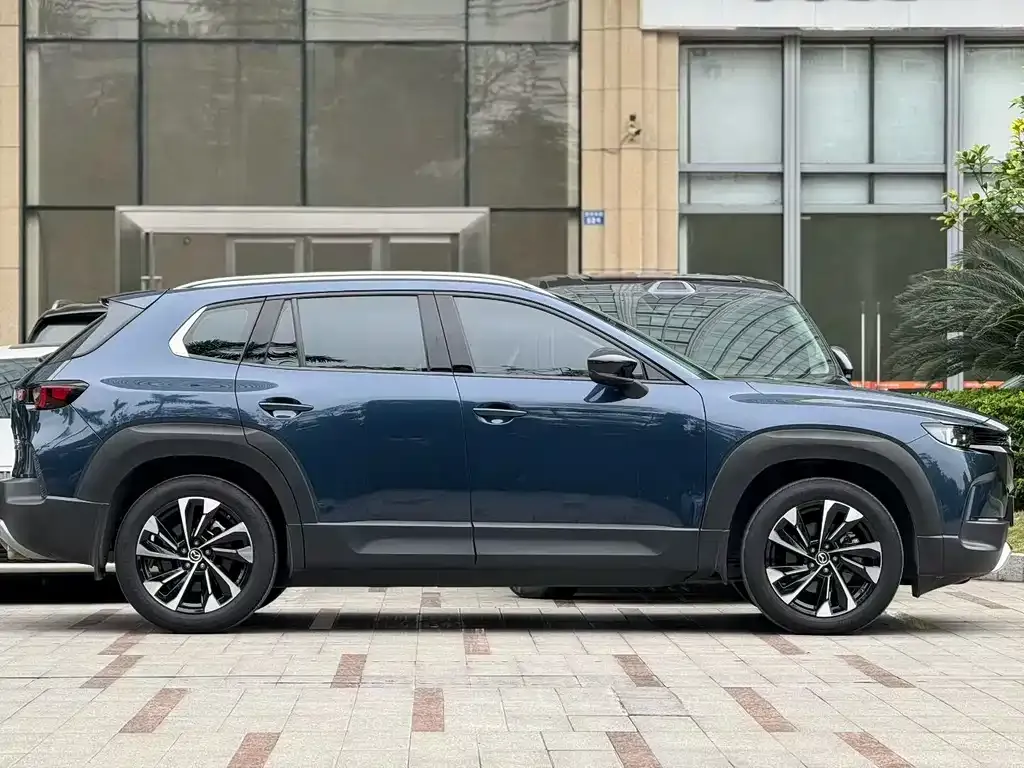 Mazda CX-50 2023 из CN, фото 5