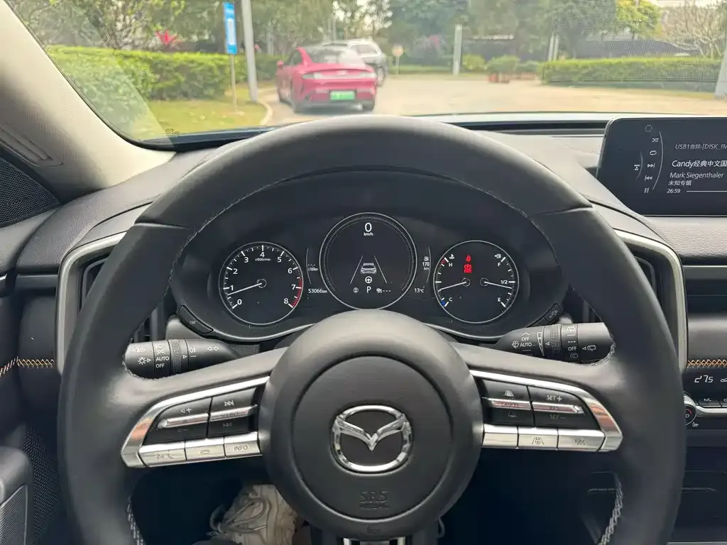 Mazda CX-50 2023 из CN, фото 4