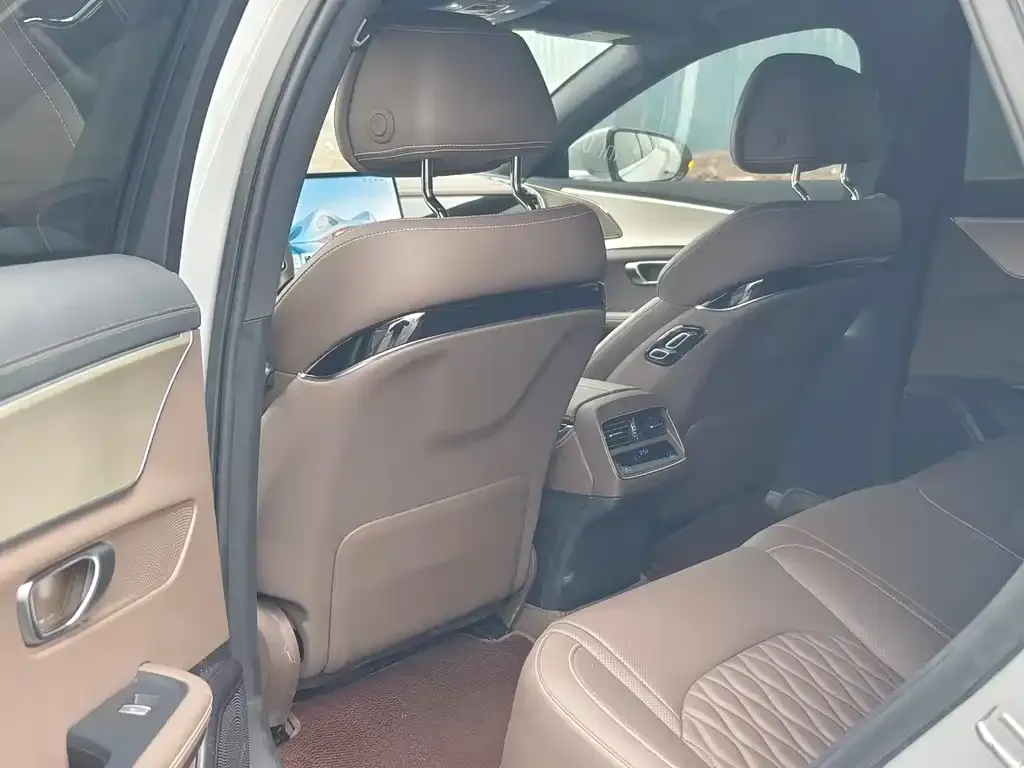 BYD Han 2025 из CN, фото 3
