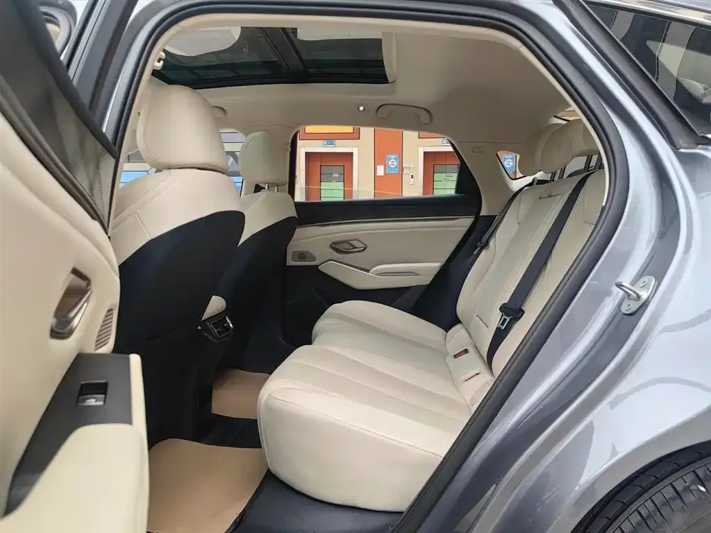 BYD Qin L 2024 из CN, фото 3