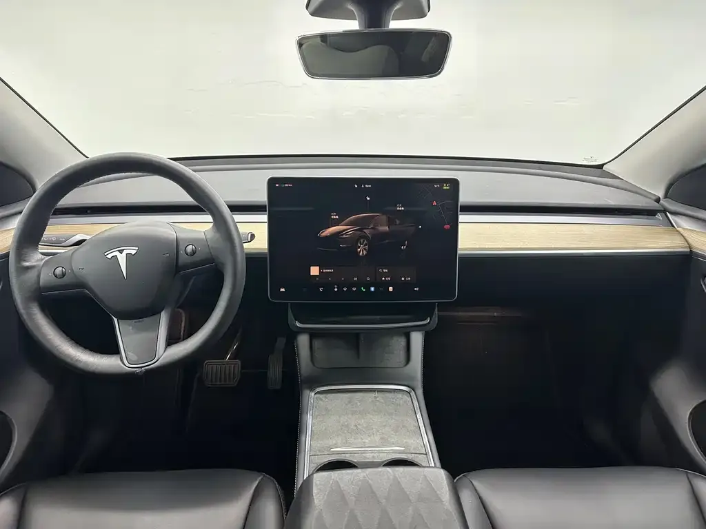Tesla Model Y 2023 из CN, фото 4