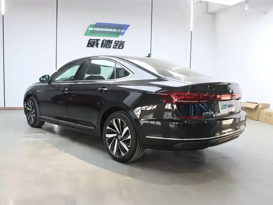 Volkswagen Passat — фото 8