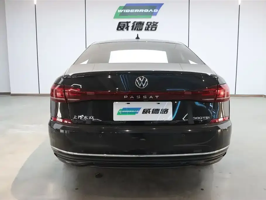 Volkswagen Passat — фото 3