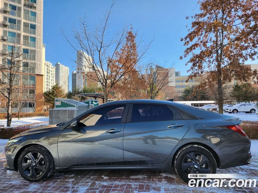 Hyundai AVANTE — фото 5