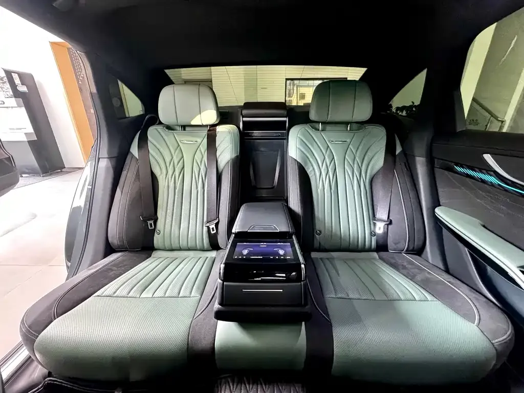 Hongqi H9 2025 из CN, фото 2
