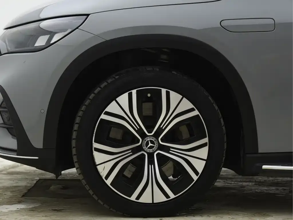 Mercedes-Benz EQE SUV 2023 из CN, фото 7