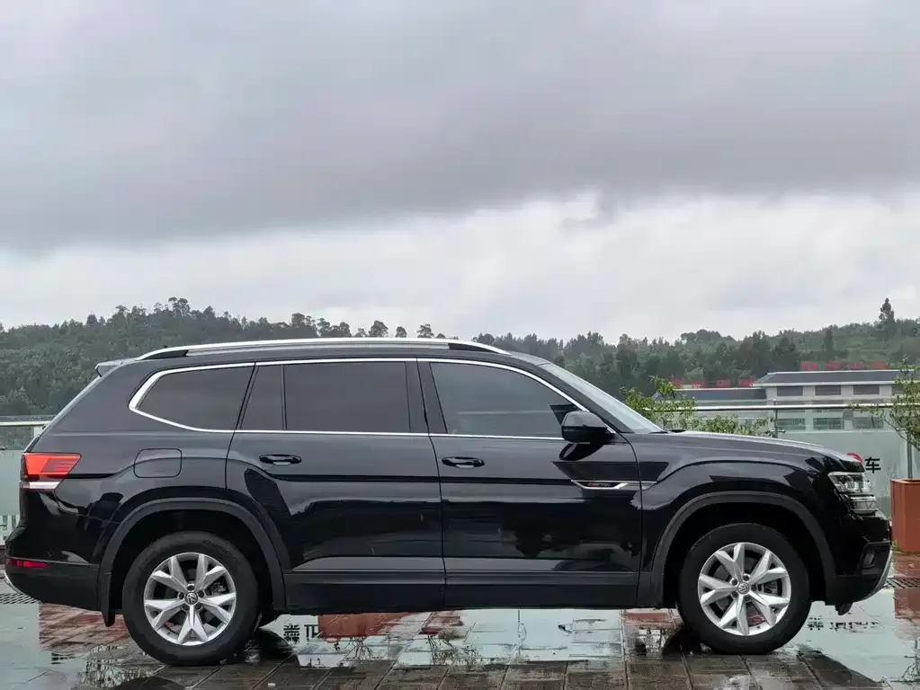 Volkswagen Teramont 2021 из CN, фото 8