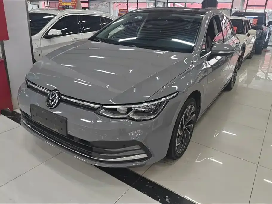 Volkswagen Golf 2022 из CN, фото 1
