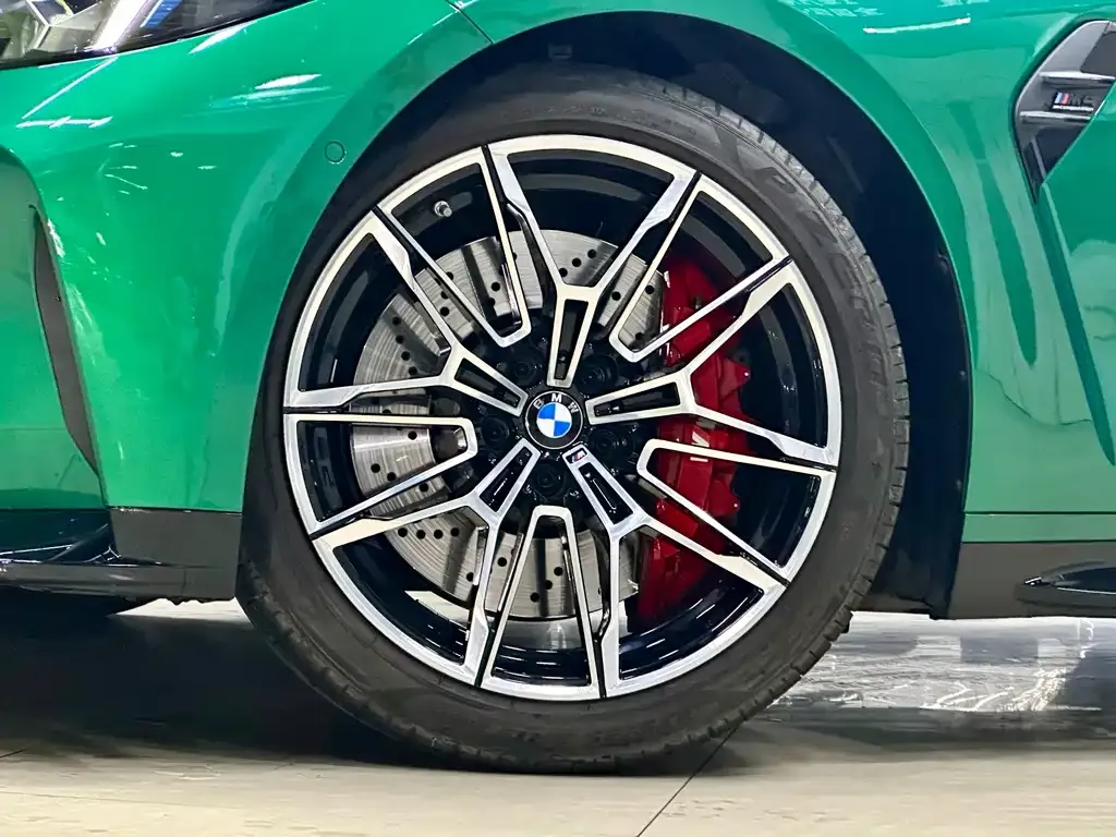BMW M4 2025 из CN, фото 3