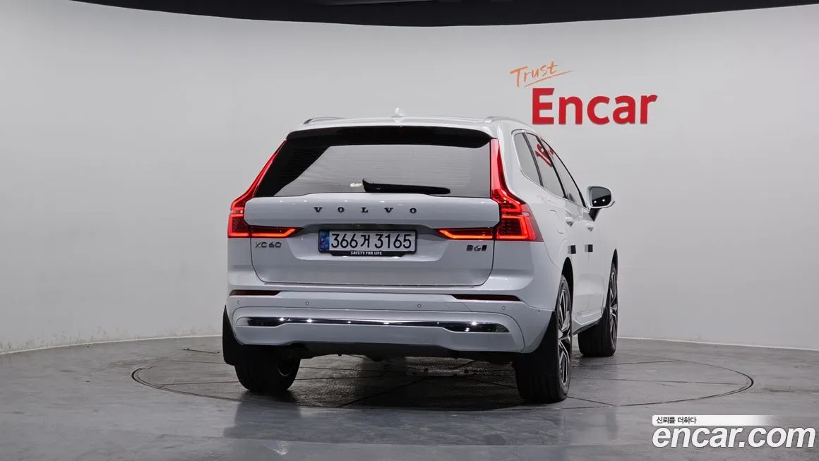 Volvo XC60 2025 из KR, фото 2