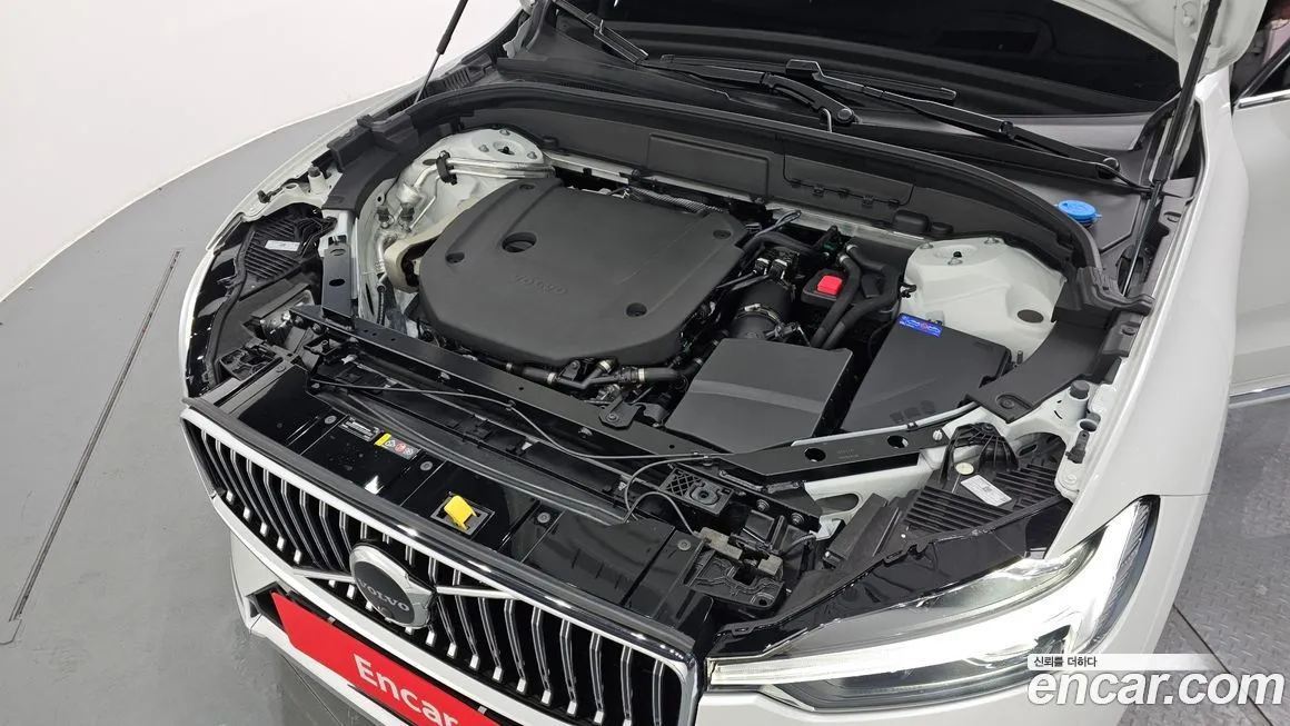 Volvo XC60 2025 из KR, фото 10