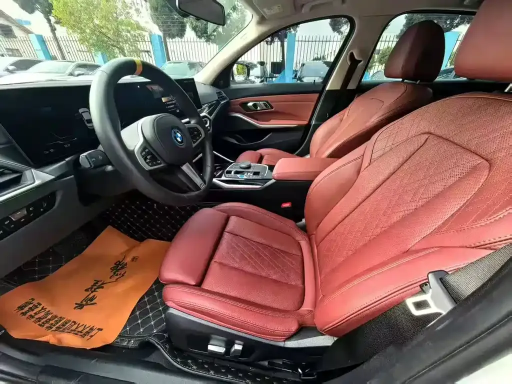 BMW i3 2023 из CN, фото 4