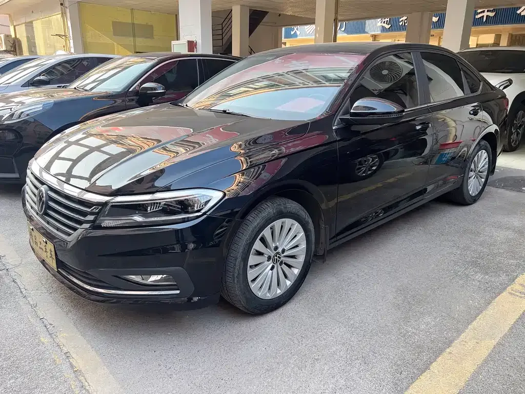 Volkswagen Lavida 2022 из CN, фото 1
