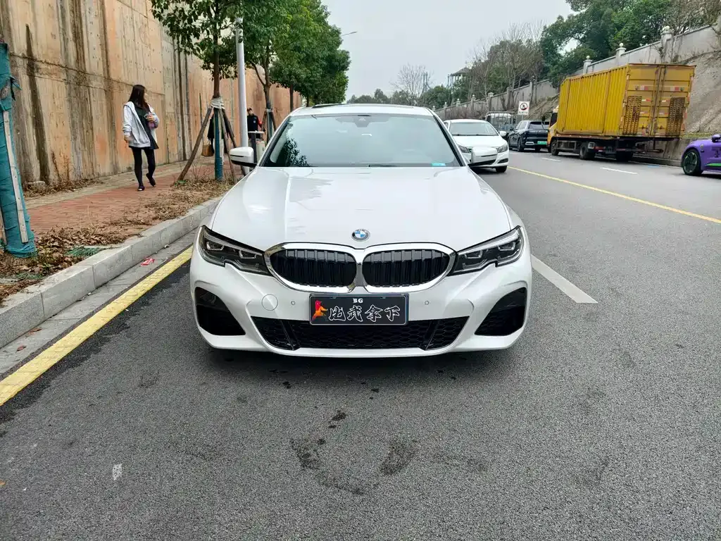 BMW 3 Series 2022 из CN, фото 7