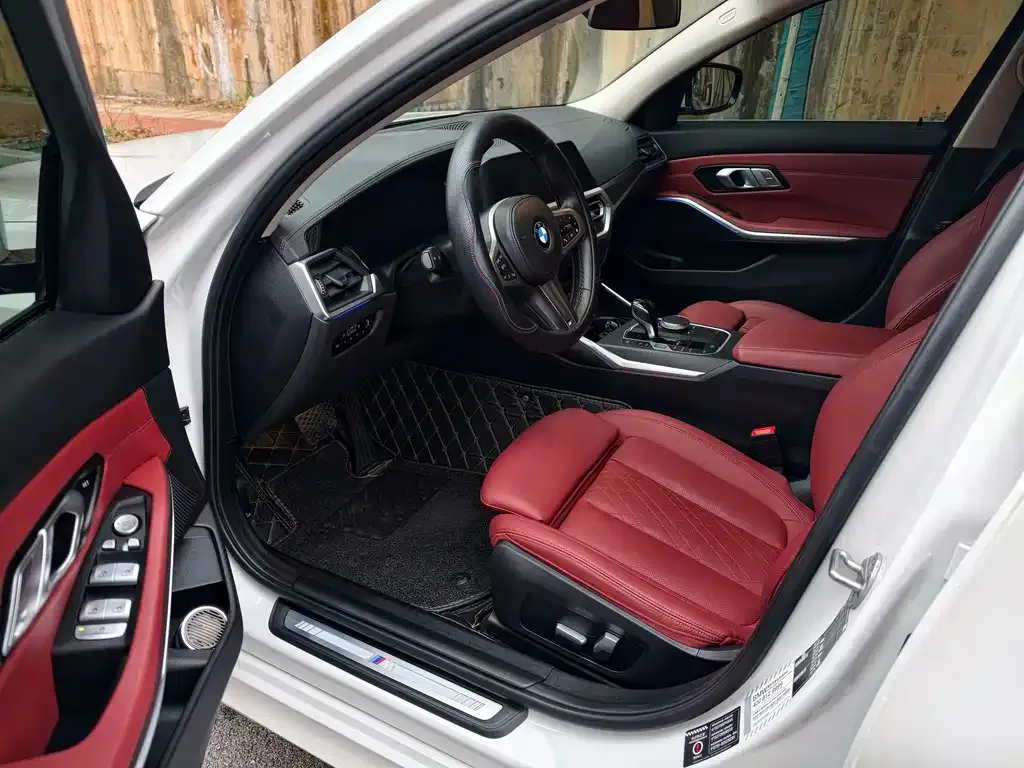 BMW 3 Series 2022 из CN, фото 8