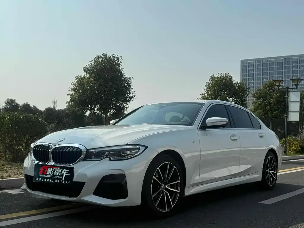 BMW 3 Series 2021 из CN, фото 1