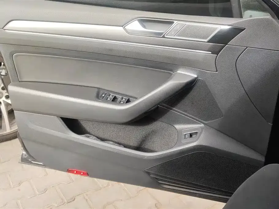 Volkswagen Magotan 2022 из CN, фото 2