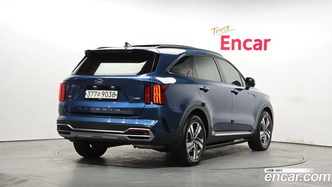 Kia Sorento — фото 5