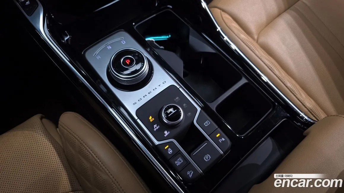 Kia Sorento — фото 6