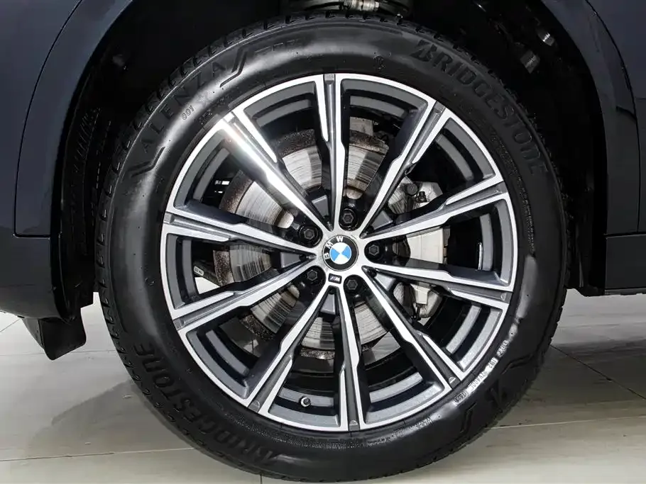 BMW X6 2023 из CN, фото 9