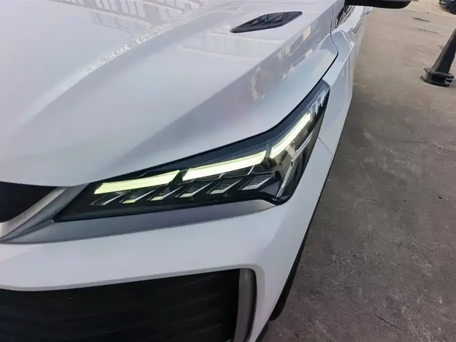 Geely Binyue 2024 из CN, фото 2