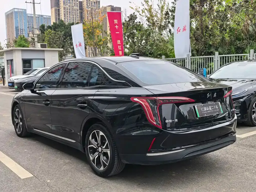 Hongqi E-QM5 — фото 5