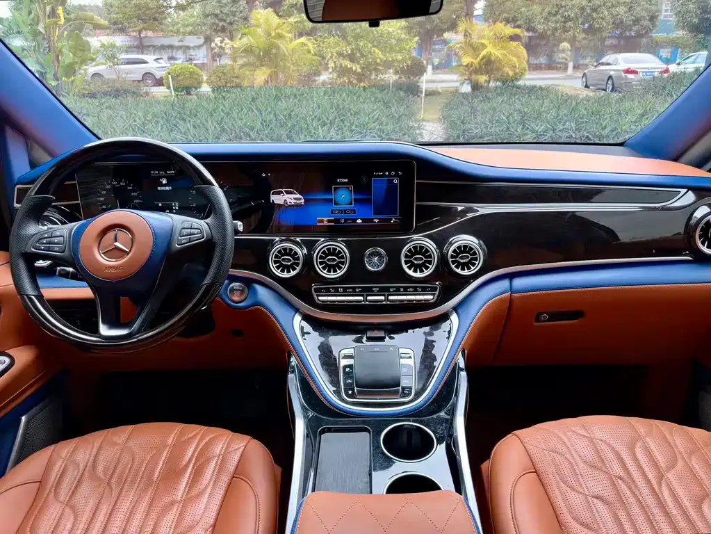 Mercedes-Benz Vito 2023 из CN, фото 7