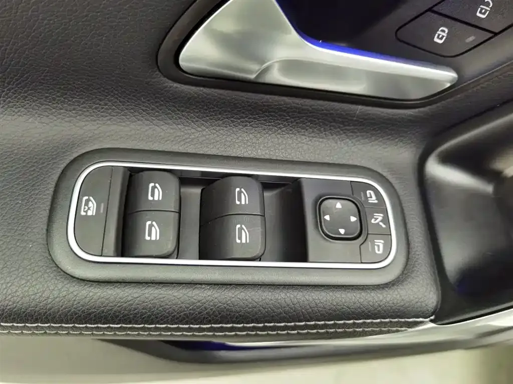 Mercedes-Benz A-Class 2022 из CN, фото 8