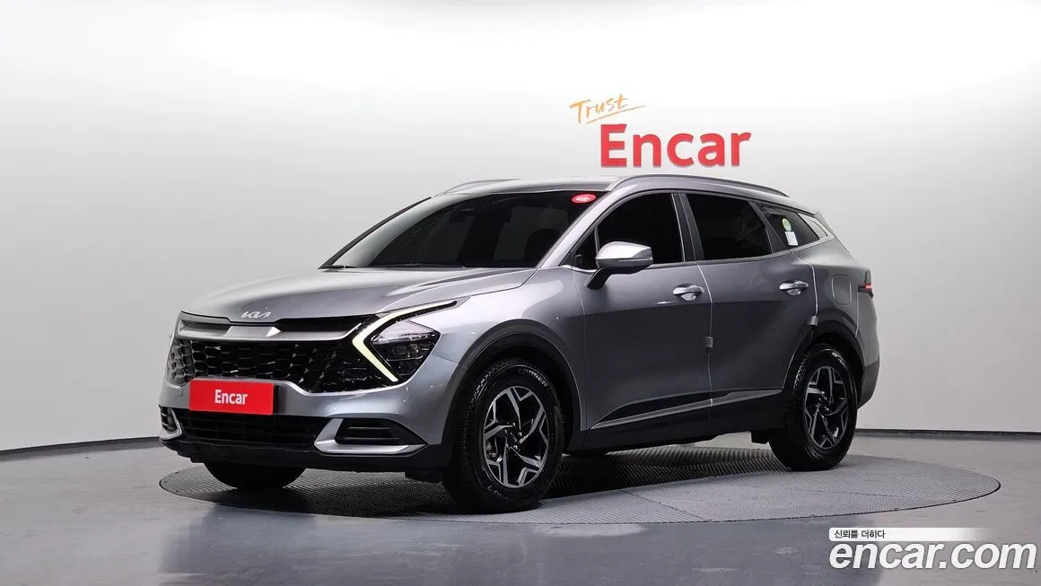 Kia Sportage — фото 1