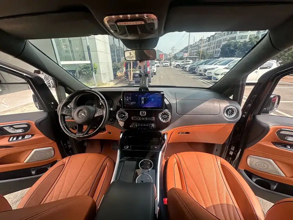Mercedes-Benz Vito 2023 из CN, фото 5