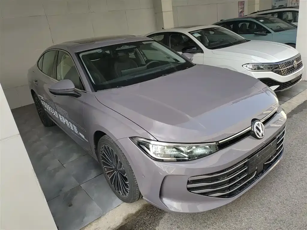 Volkswagen Passat 2024 из CN, фото 6