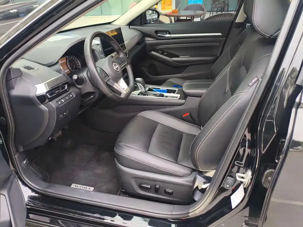 Nissan Teana 2023 из CN, фото 2