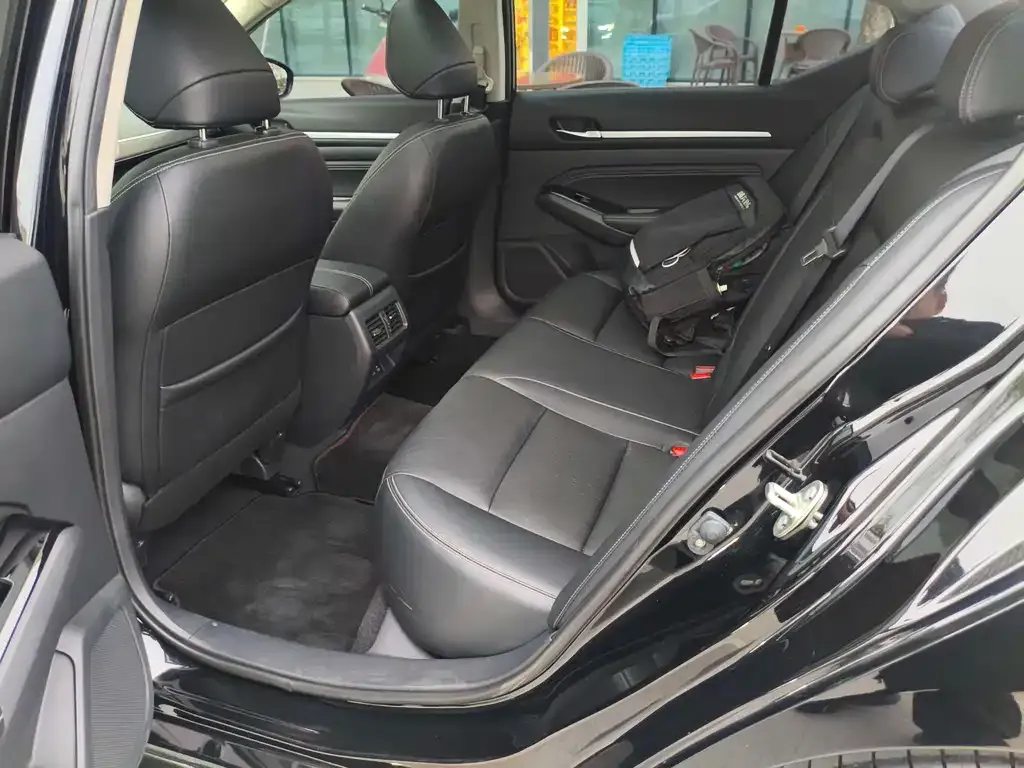 Nissan Teana 2023 из CN, фото 6