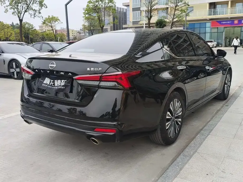 Nissan Teana 2023 из CN, фото 4