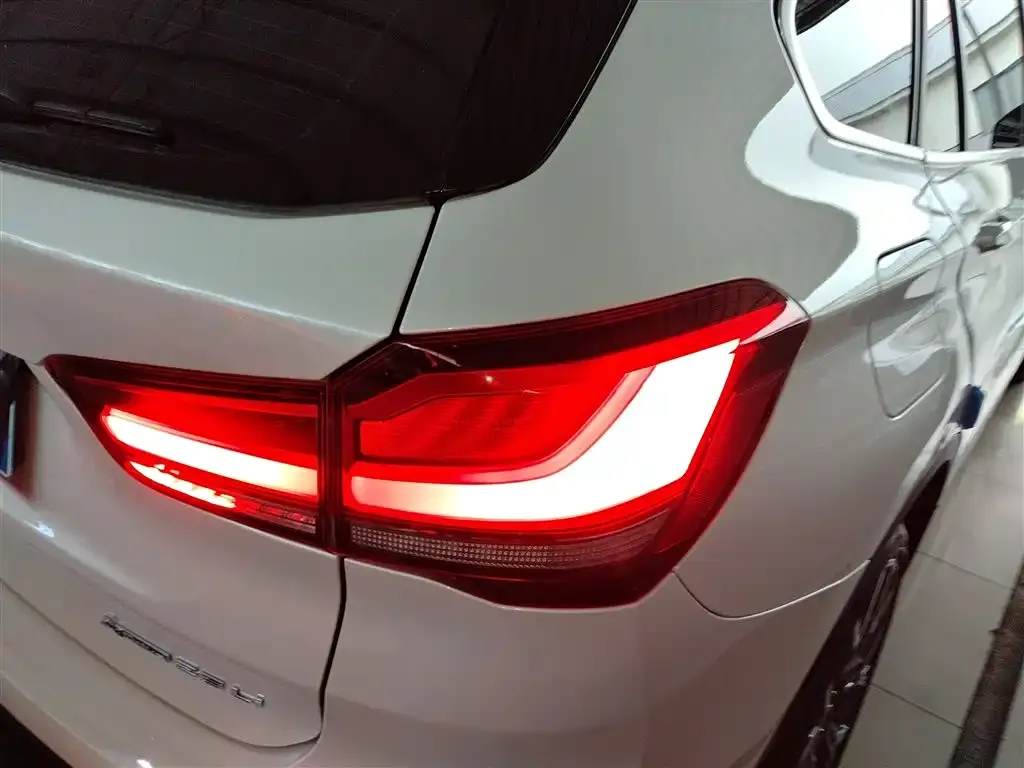 BMW X1 2021 из CN, фото 5