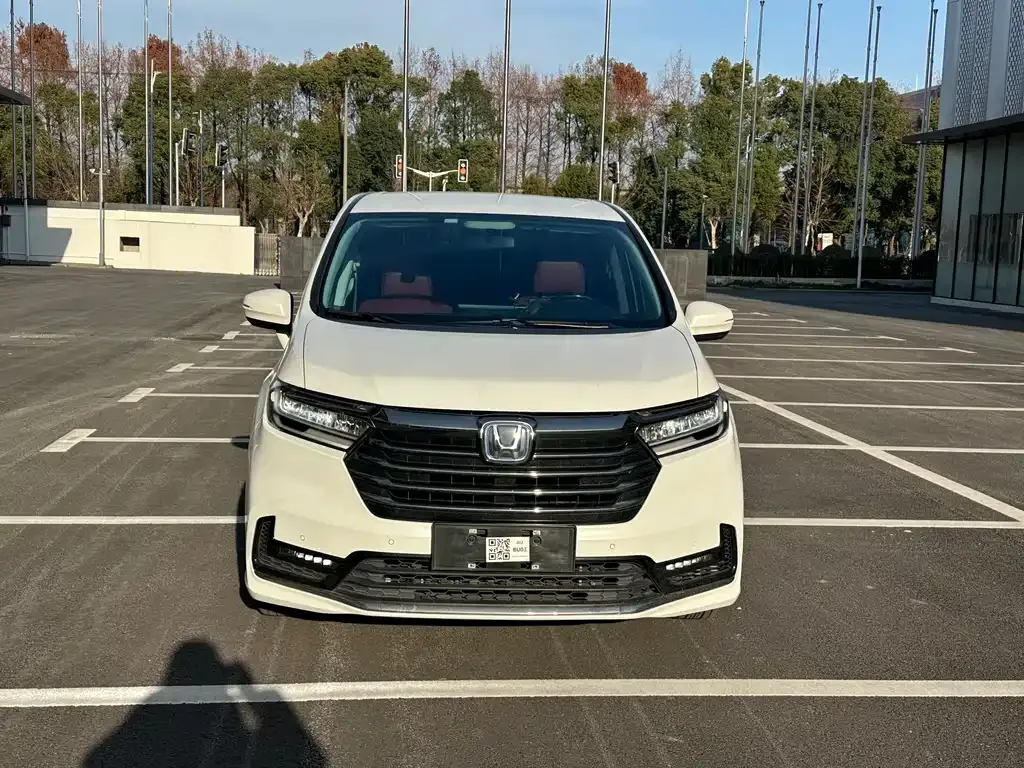 Honda Odyssey — фото 10