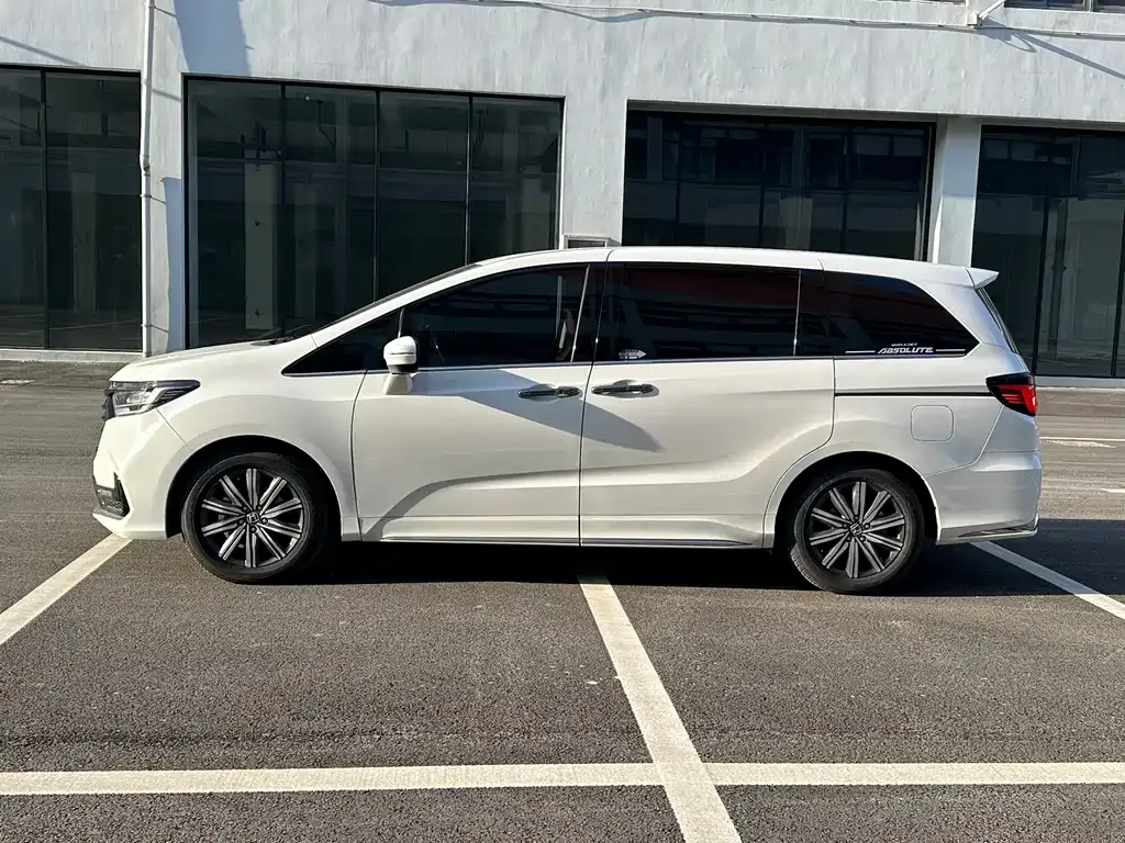 Honda Odyssey — фото 3