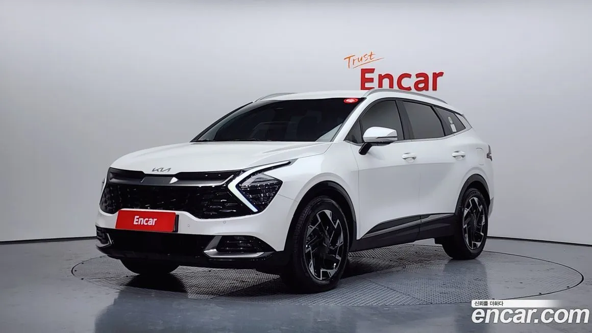 Kia Sportage — фото 1